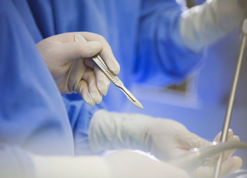 An international survey of practice variation in the use of antibiotic prophylaxis in cesarean section
