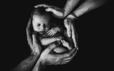 Birthweight-specific neonatal mortality in developing countries and obstetric practices