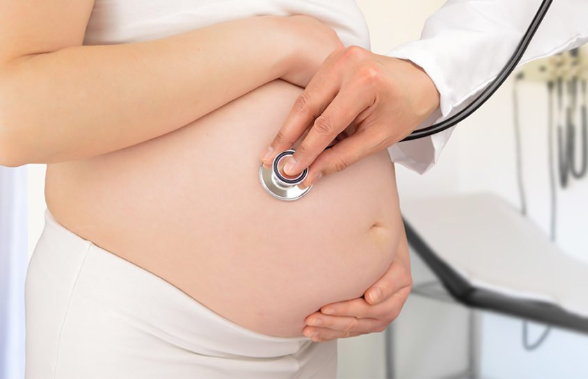 Las concentraciones plasmáticas de CD59 aumentan en la preeclampsia con características graves y se correlacionan con las medidas de laboratorio de la lesión de órganos diana